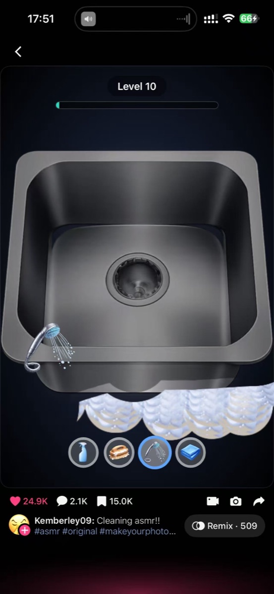 Loopit Cleaning ASMR Level 10 sink with foam gathered near the lower edge.