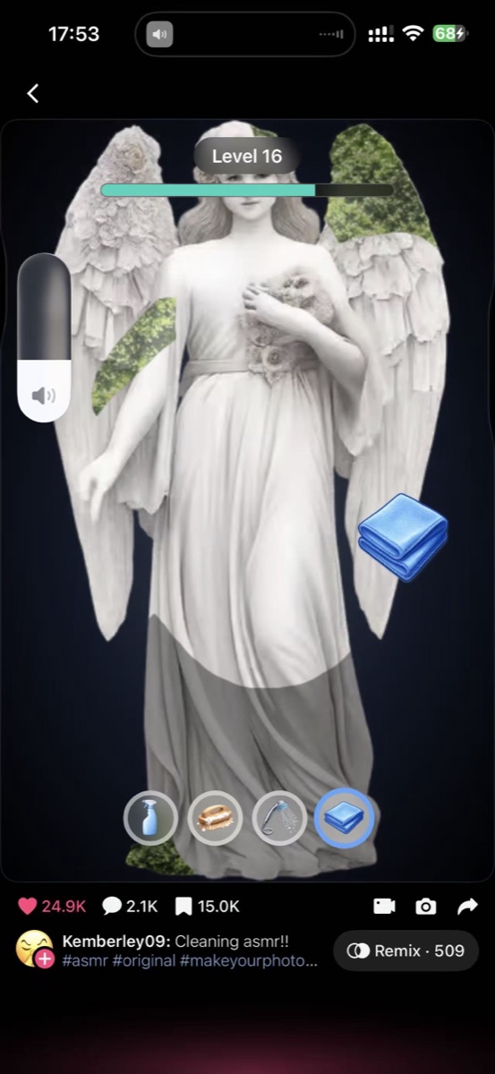 Loopit Cleaning ASMR Level 16 angel statue with dirt around the wings and body.