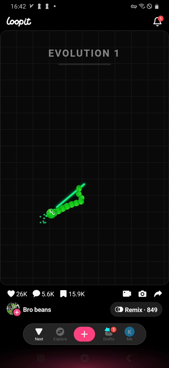 Loopit Snake Evolution showing Evolution 2 with a blue snake.